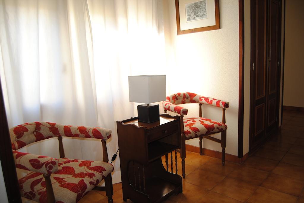 Hostal El Mirador Ла-Ластрілья Екстер'єр фото